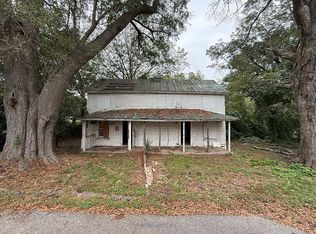 121 Saluda St, Cowpens, SC 29330