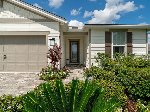 3rd image of 10810 KENTWORTH Way