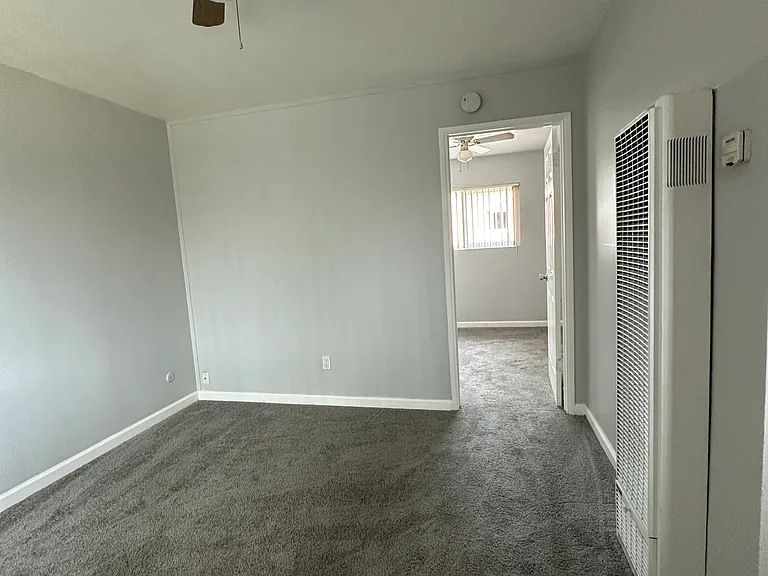 Vista Hermosa Apartments — Photo 11