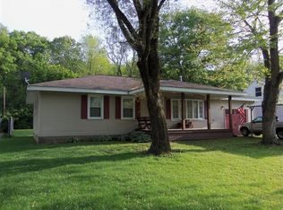 1747 E 46th Ct, Griffith, IN 46319