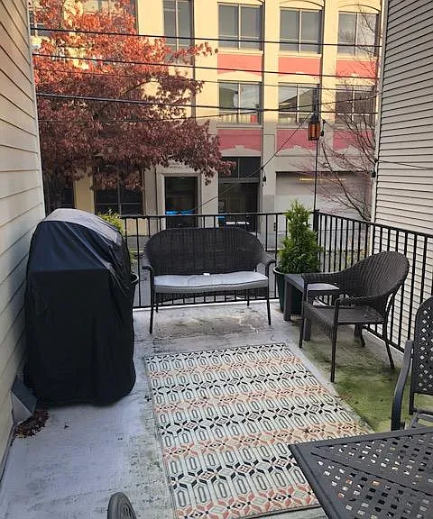1715 Harvard Ave #4 — Photo 1