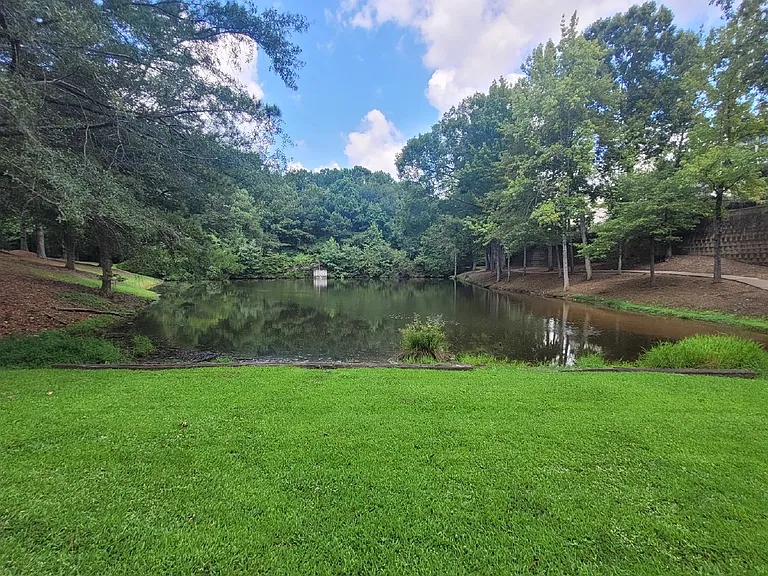2125 Whitestone Pl — Photo 26