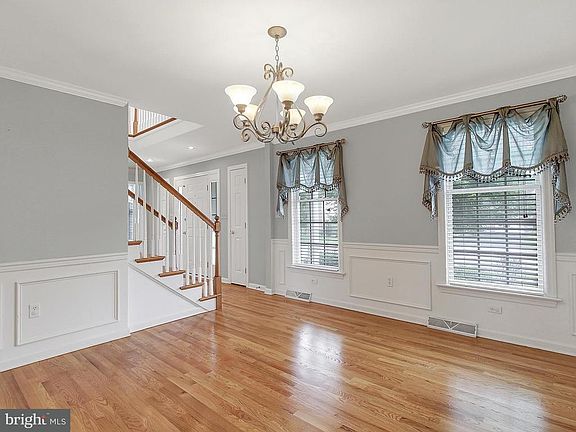4th image of 503 Rose Petal Ln
