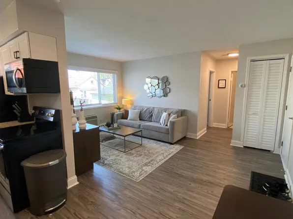 639 23rd Ave NE APT 34, Minneapolis, MN 55418