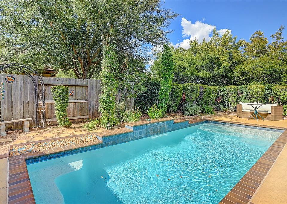 1st image of 5211 Wheaton Park Dr