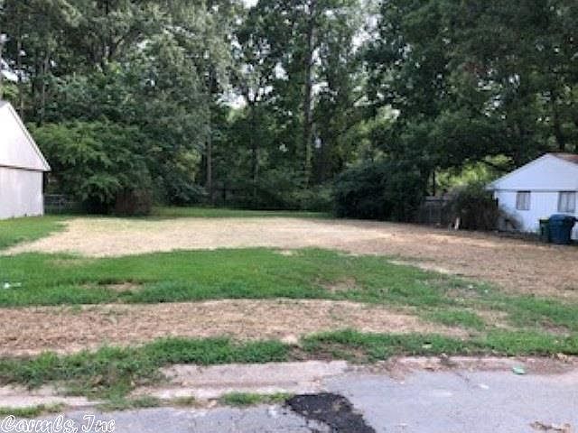 1st image of 7819 Moore Dr