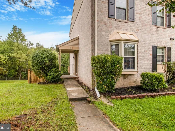 32 Bartley Ct, Nottingham, MD 21236