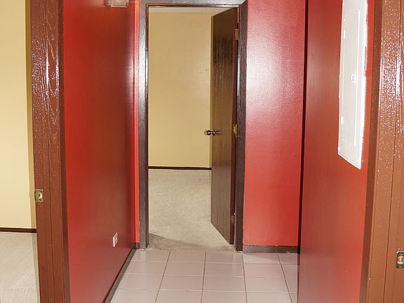 5th image of 244 Klein Creek Ct APT 5E