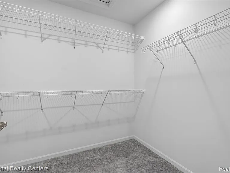 43034 Atwood Ave — Photo 20