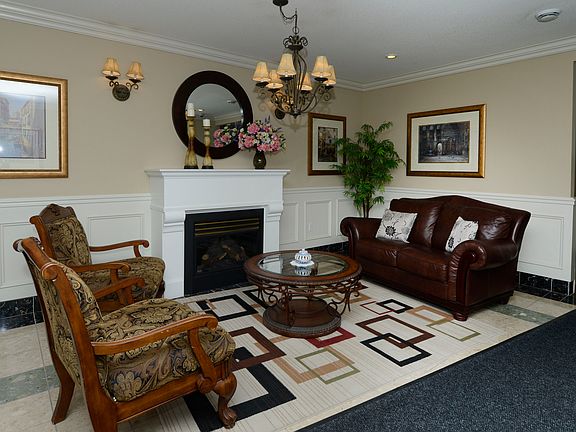 5th image of 325 Southdale Rd W #315788