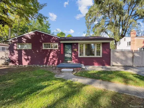 36087 Little Mack Ave, Clinton Township, MI 48035