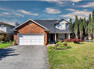 3829 Northwood Dr, Niagara Falls, ON L2H2Y5