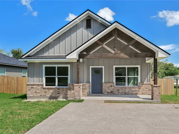 905 Muckleroy St, Bryan, TX 77803
