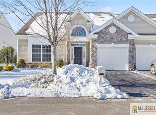 64 Diamond Spring Dr, Monroe Township, NJ 08831