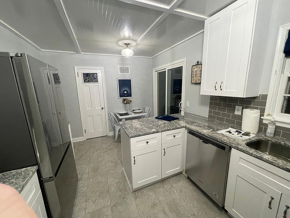 Brand new kitchen!