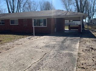 1408 W Pine St #B, Bolivar, MO 65613