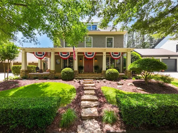 4135 Coosa Dr, Cumming, GA 30040