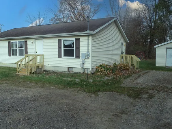 2317 Imlay City Rd, Lapeer, MI 48446