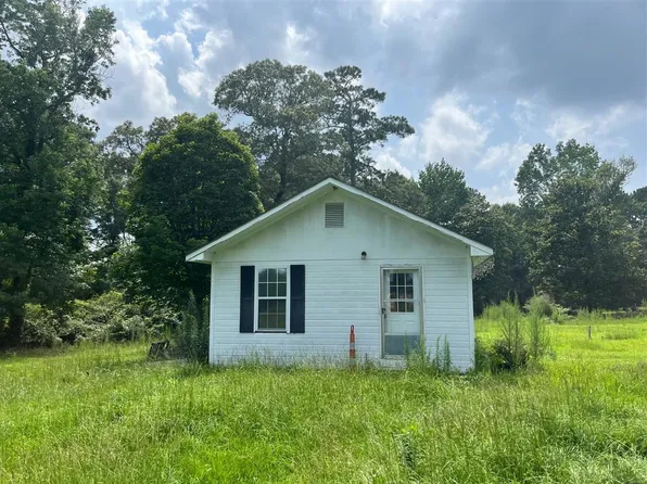 581 Moselle Seminary Rd, Moselle, MS 39459