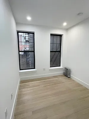 Rented by Jonis Realty | media 25