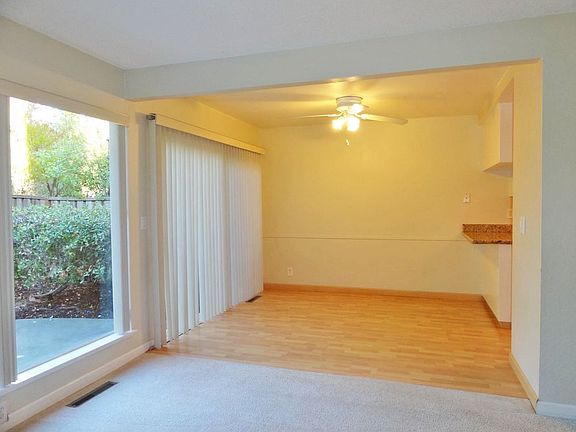 5th image of 647 Vasona Ave #0