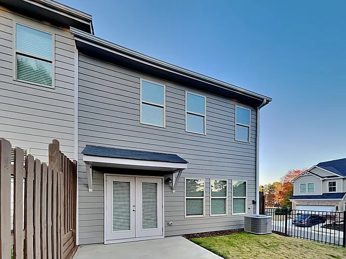 115 Wayne Ln — Photo 18