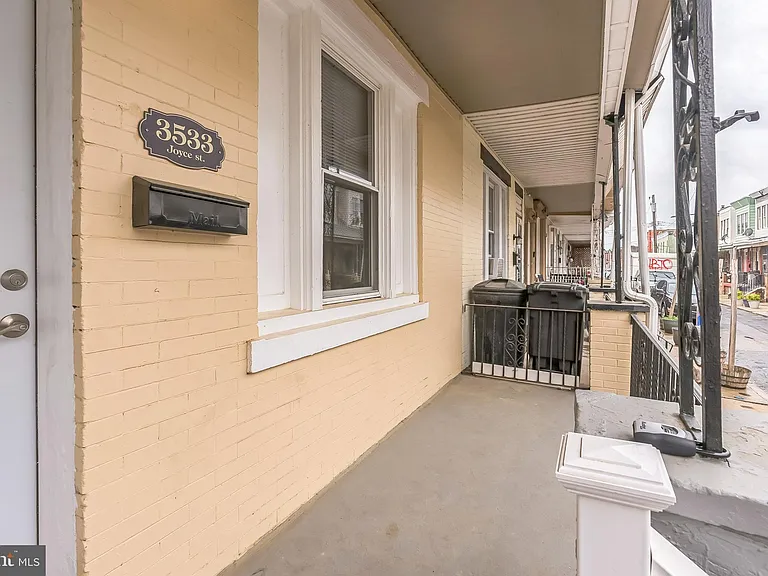 3533 Joyce St — Photo 3