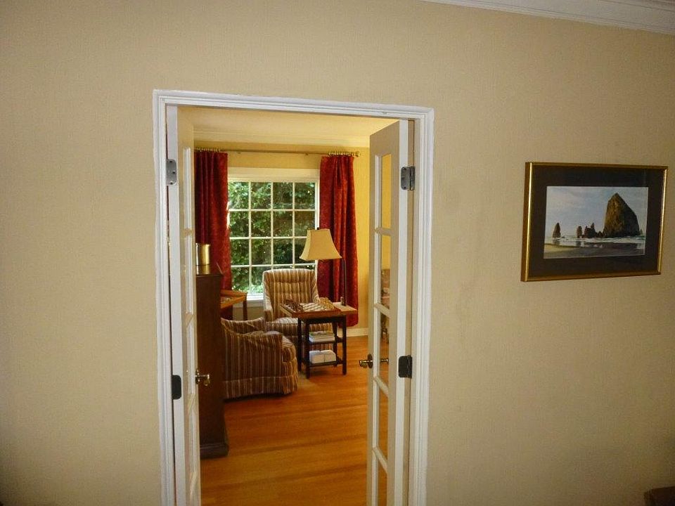 1st image of 124 Foote St NW