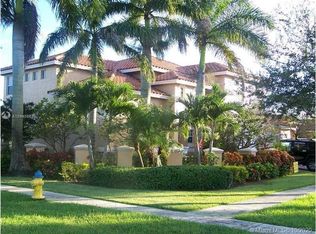 16302 NW 14th St, Pembroke Pines, FL 33028