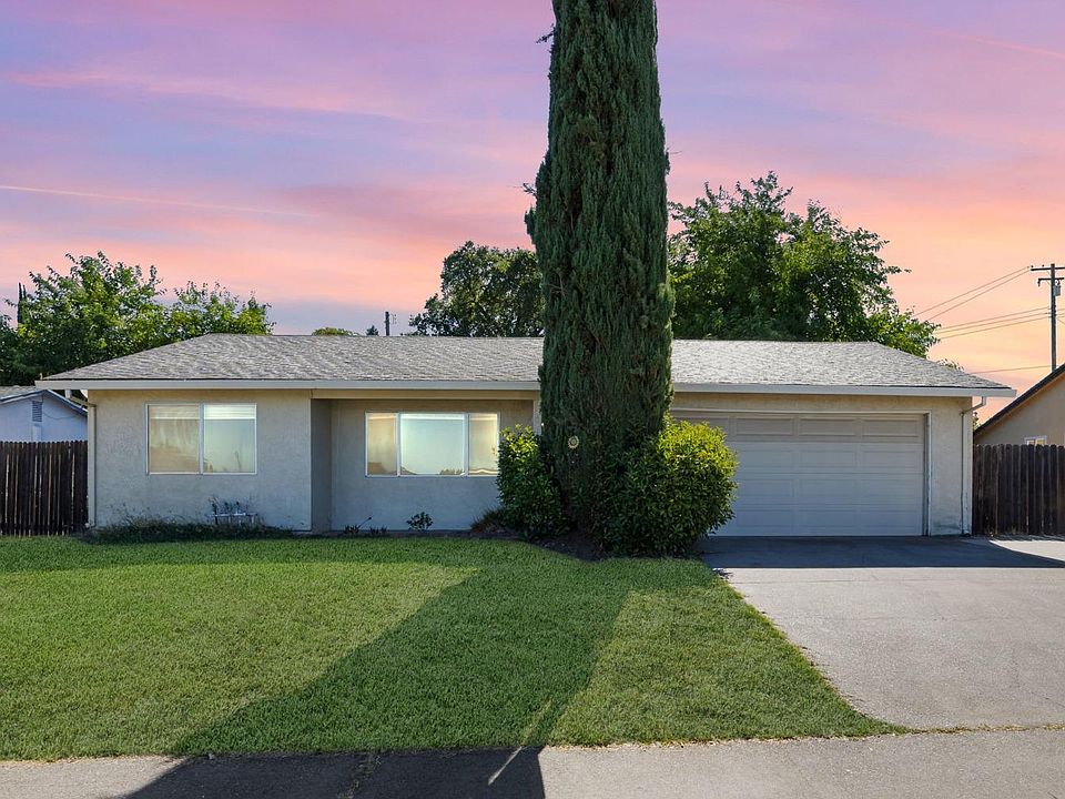 1st image of 245 Flower Dr