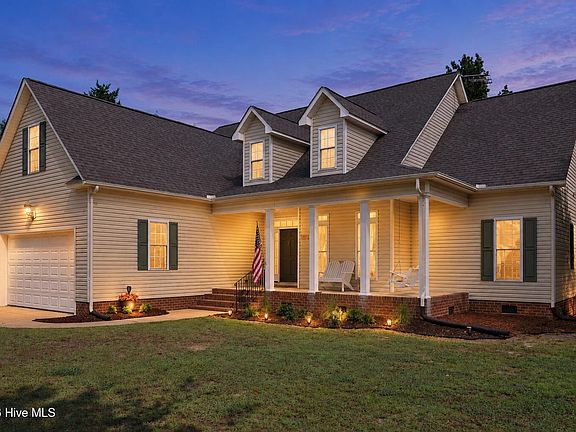 3rd image of 539 Patsy Drive