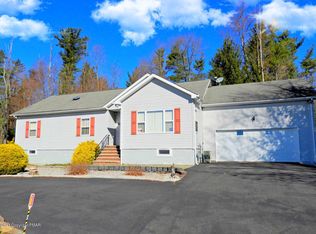 177 Anna Rd, Blakeslee, PA 18610
