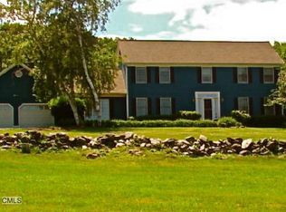 4 Patriot Ridge Rd, Sandy Hook, CT 06482