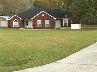 5605 Remington Rd, Moss Point, MS 39562