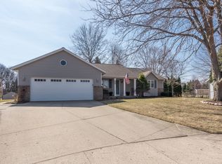 4128 Chaminade Dr SW, Grandville, MI 49418