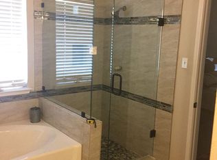 4 Chatham Ct, Mansfield, TX 76063