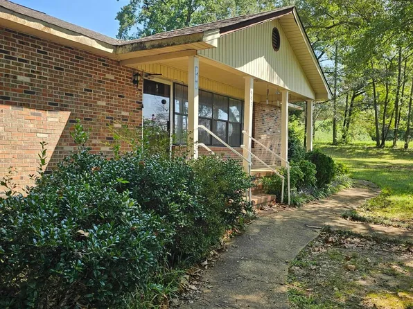 993 12th Ave E, Guin, AL 35563
