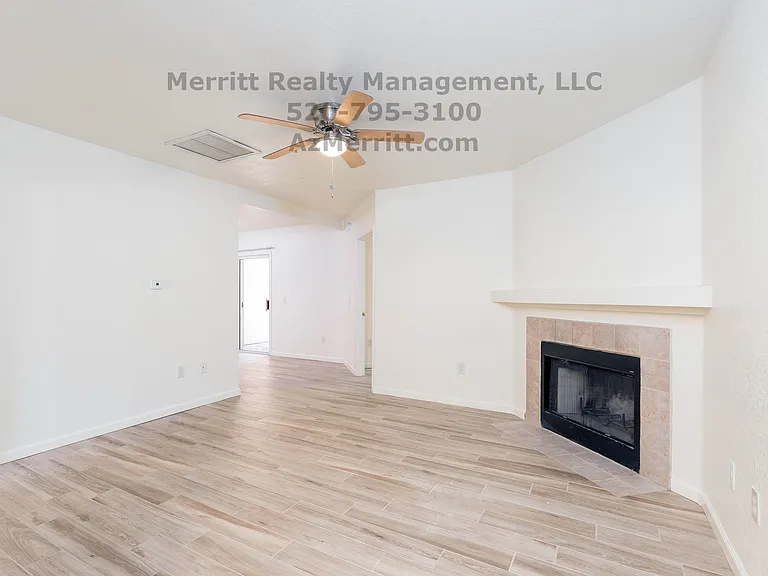 1204 N Winstel Blvd #8 — Photo 2
