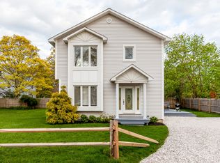 18 Hampson Ave, Oak Bluffs, MA 02557
