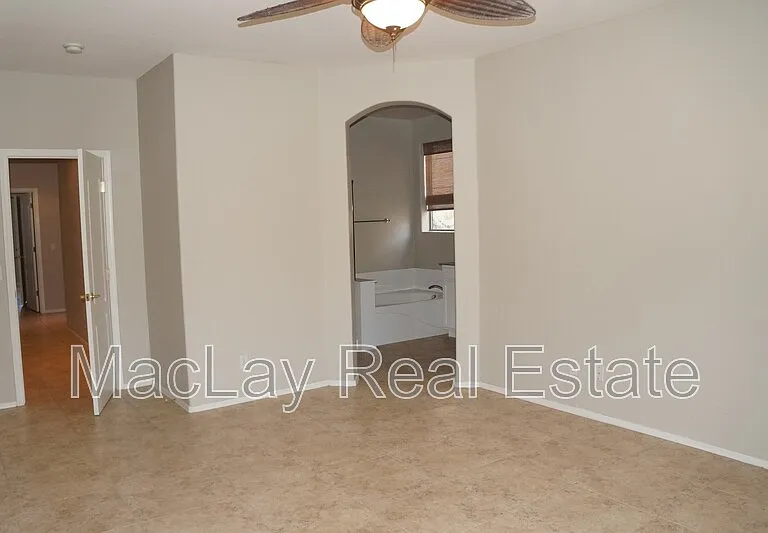 203 W Cedar Dr — Photo 8