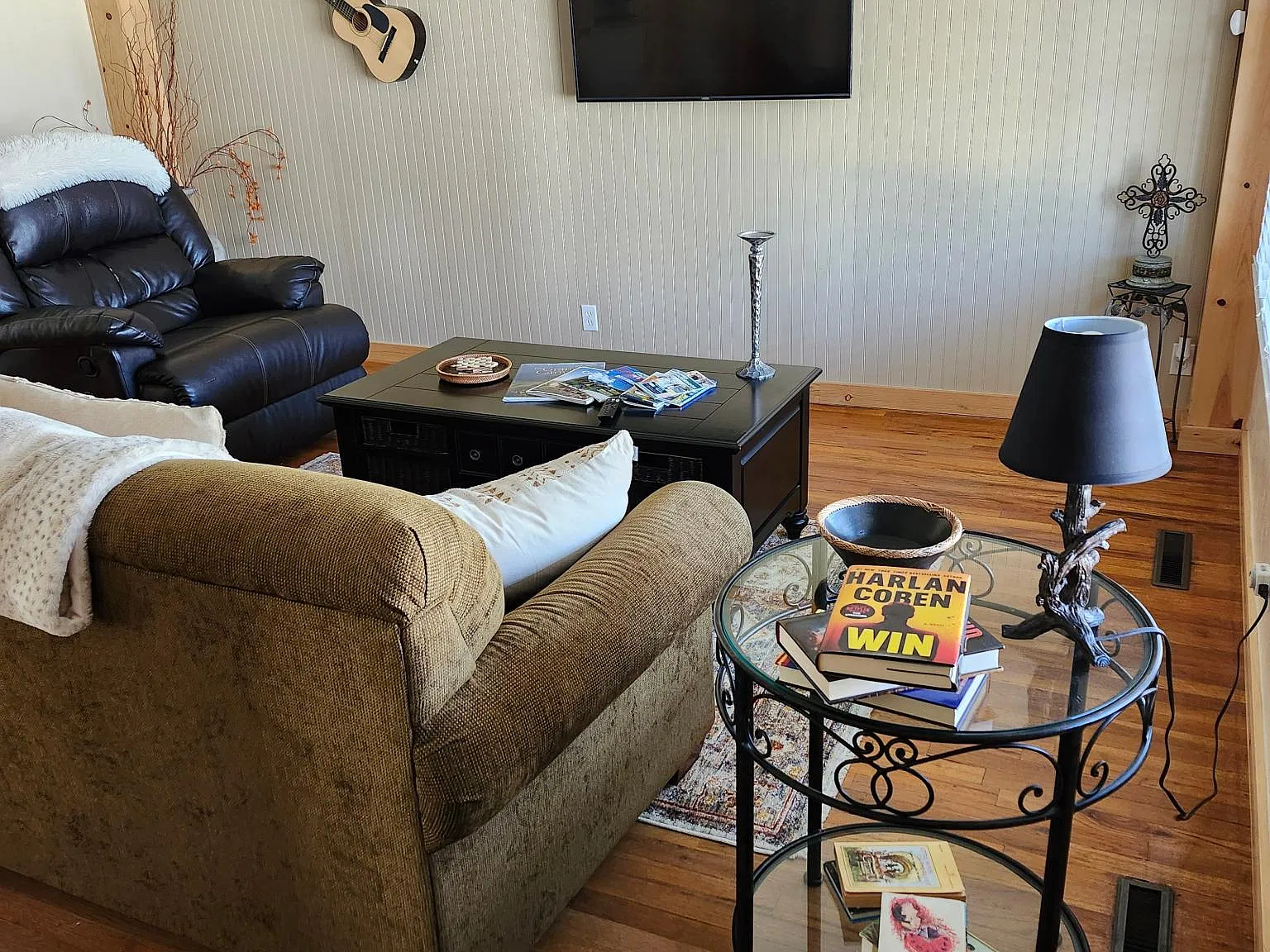 2 bed, 892 sqft, $1,600 — Photo 3