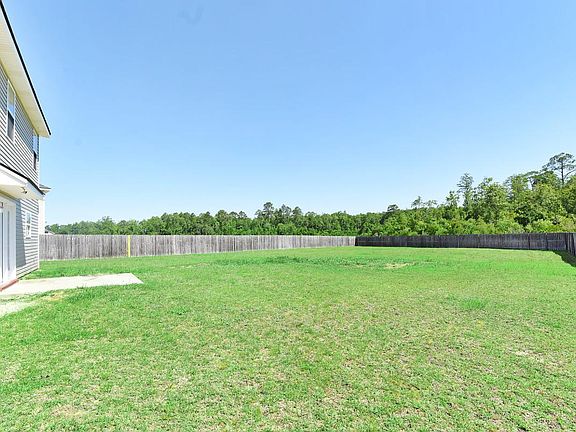 2nd image of 518 Mustang Ln NE