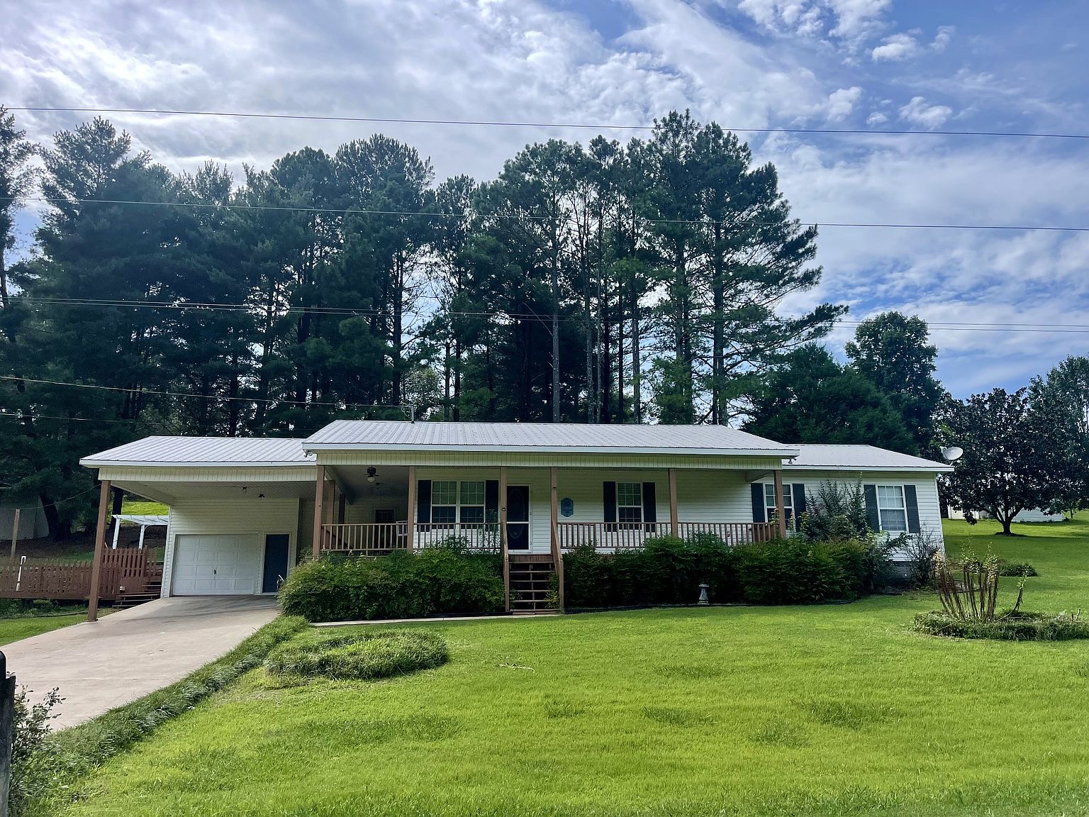 701 Littrell Rd, Loretto, TN 38469 | MLS #2556537 | Zillow