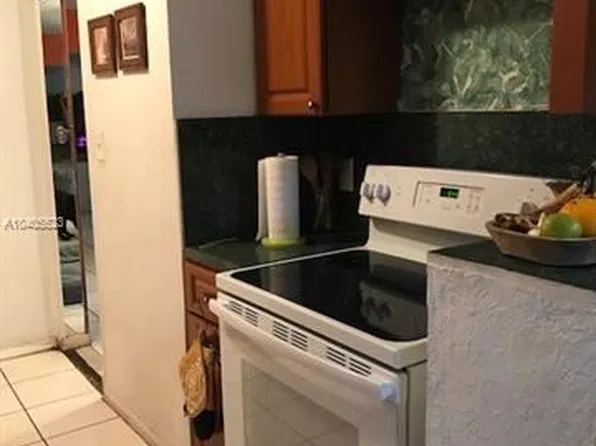 1565 NE 141st St, North Miami, FL 33161