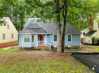5601 Chatmoss Rd, Midlothian, VA 23112