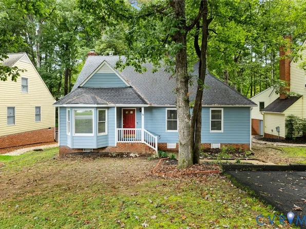 5601 Chatmoss Rd, Midlothian, VA 23112