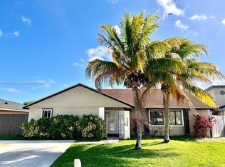 21050 SW 124th Avenue Rd, Miami, FL 33177