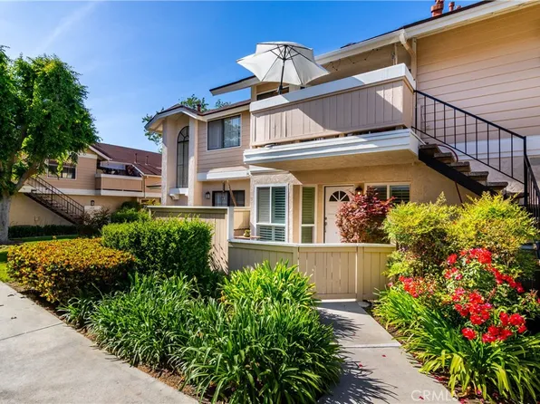 12615 Briarglen Loop Unit M, Stanton, CA 90680