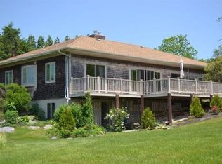 44 W Main Rd, Little Compton, RI 02837