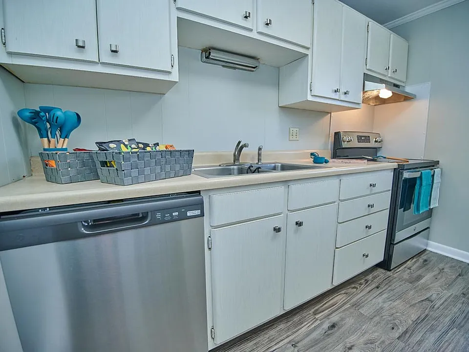 Seven Oaks Apartments